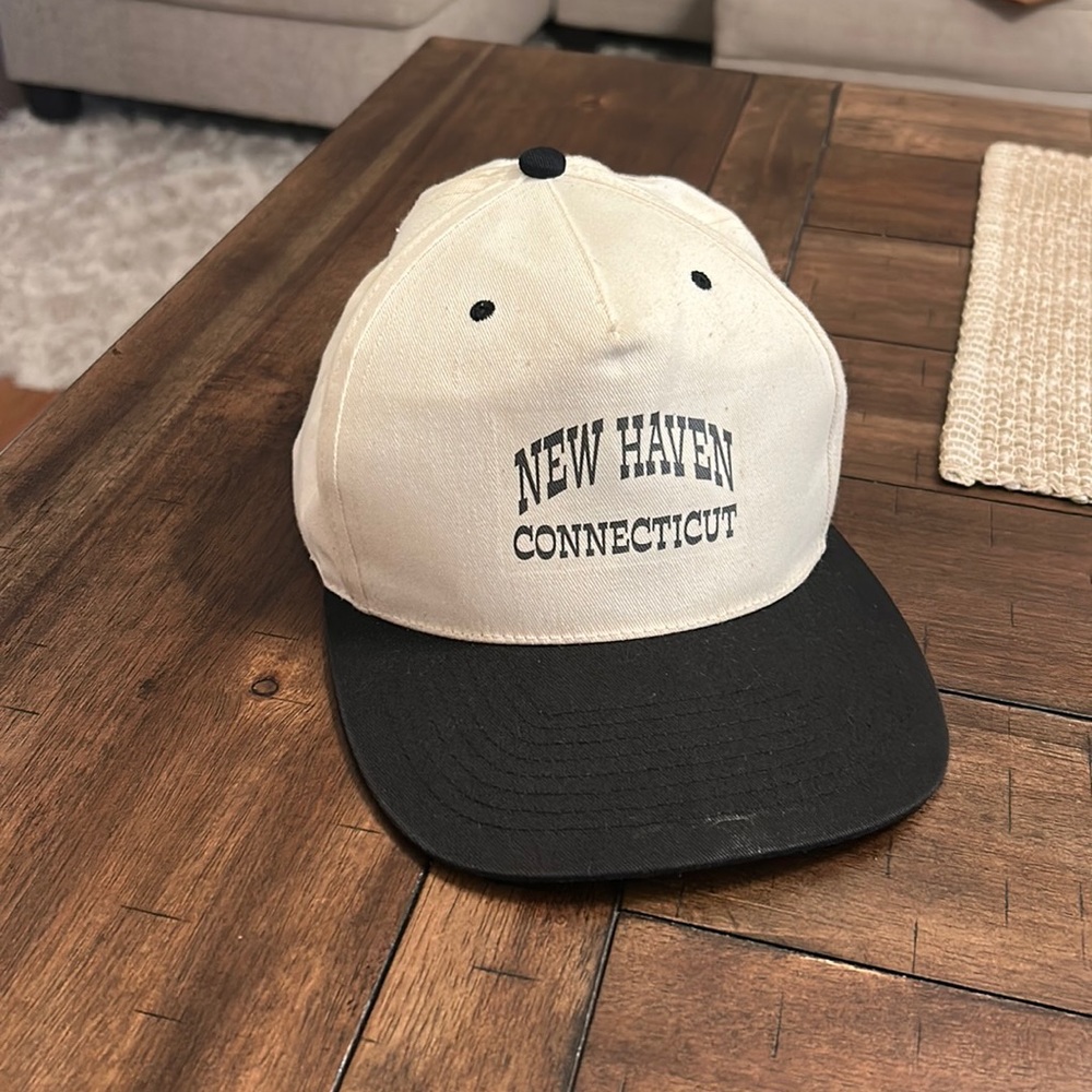 Vintage snap back hat (New Haven CT)